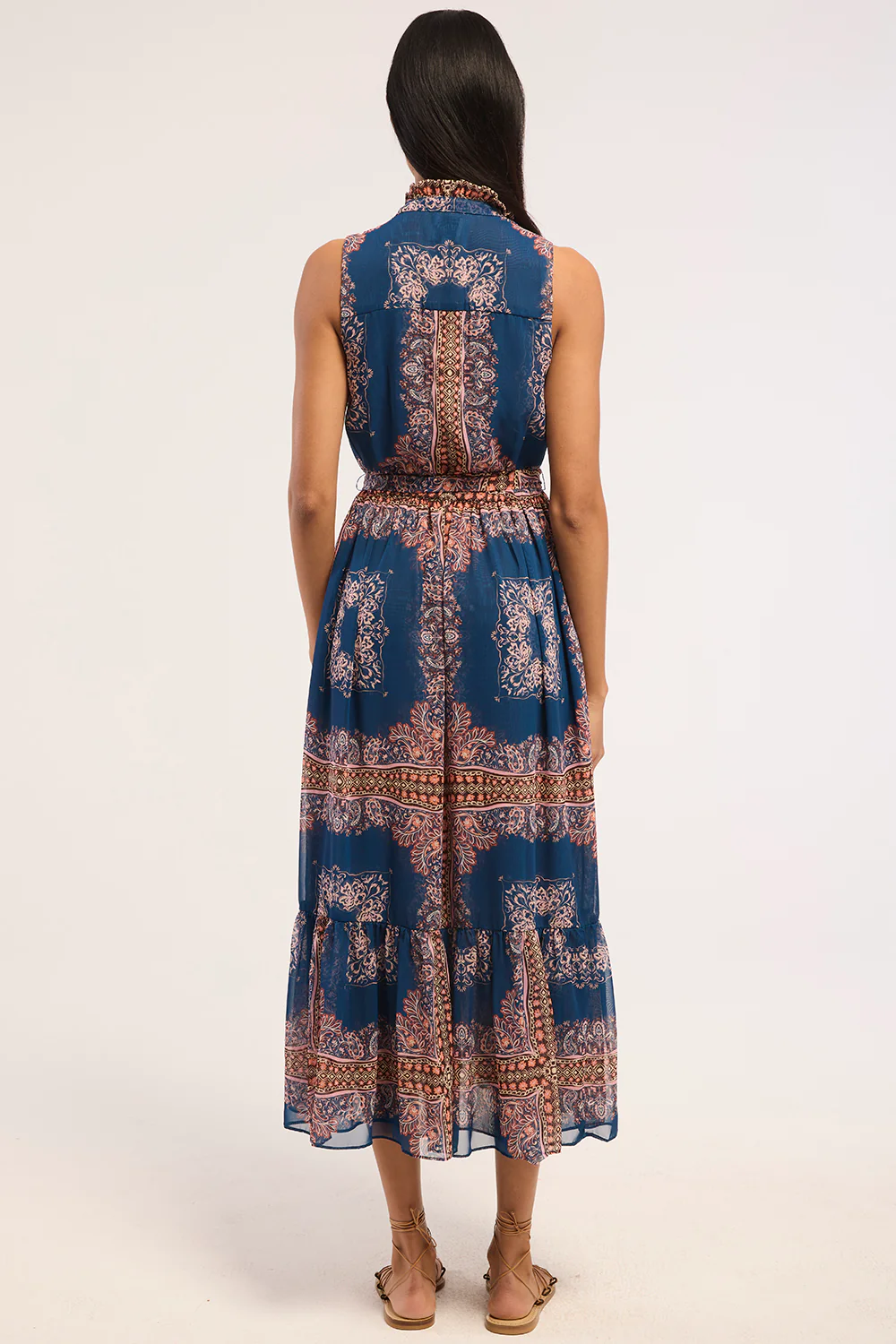 THEBEZ DRESS - Image 4